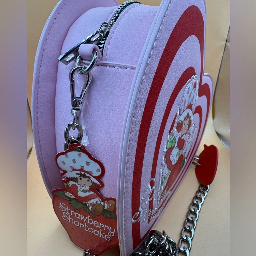 Skinny dip strawberry shortcake heart and chain shoulder purse/ bag - Picture 5 of 16